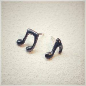 PENDIENTES NOTAS BOTÓN EN PLATA 925 OXIDADA