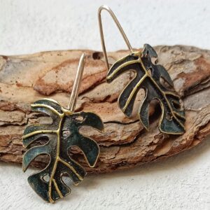 PENDIENTES MONSTERA NEGRO