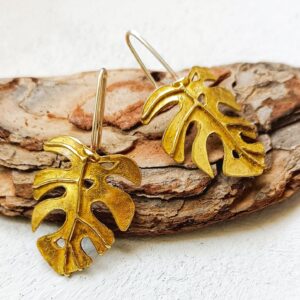 PENDIENTES MONSTERA DORADA