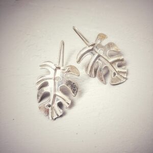 PENDIENTES MONSTERA PLATA 925