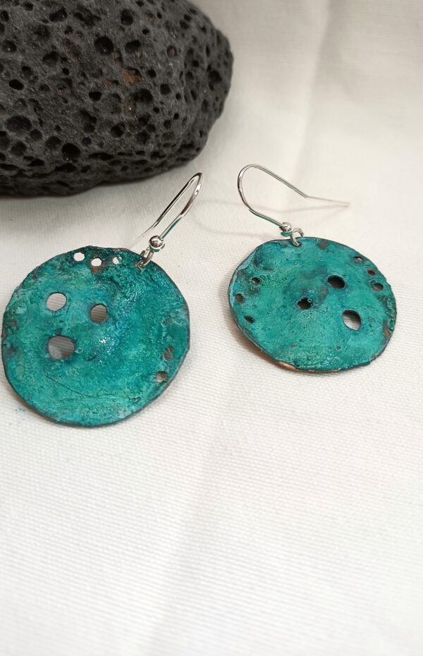 PENDIENTES "MOON" CORTOS