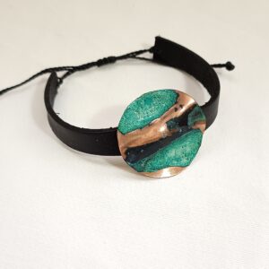 PULSERA PATINA 22 CON CUERO NEGRO AJUSTABLE