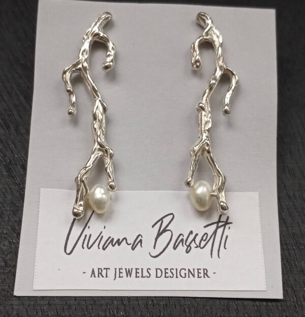 PENDIENTES "CORAL" LARGOS BOTÓN PERLA BLANCA