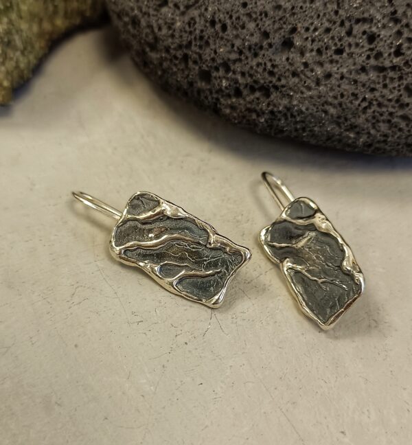 PENDIENTES LARGOS  "LAVA" EN PLATA 925